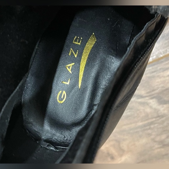 Glaze Leather Moto Booties 6.5 maroon accent 4” heel - Picture 10 of 12